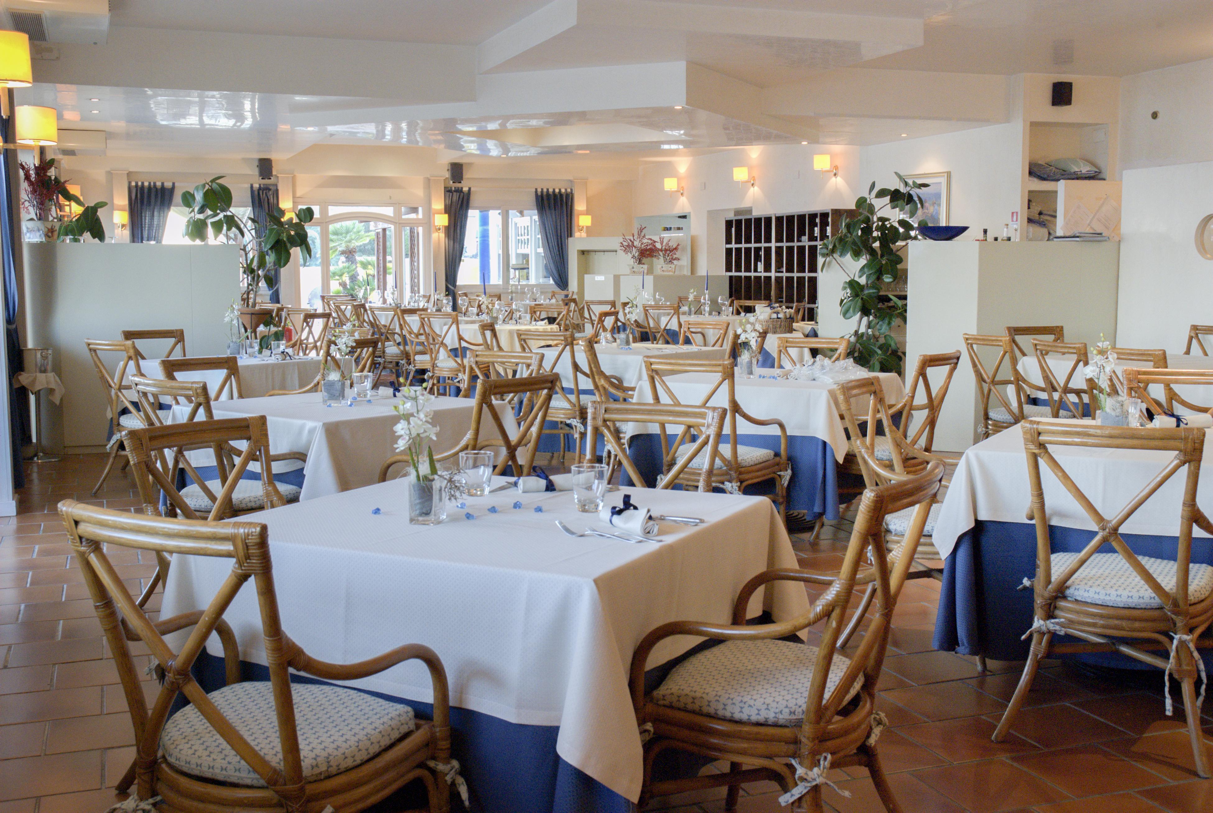 Hotel Cavalluccio Marino Santa Marinella Bagian luar foto