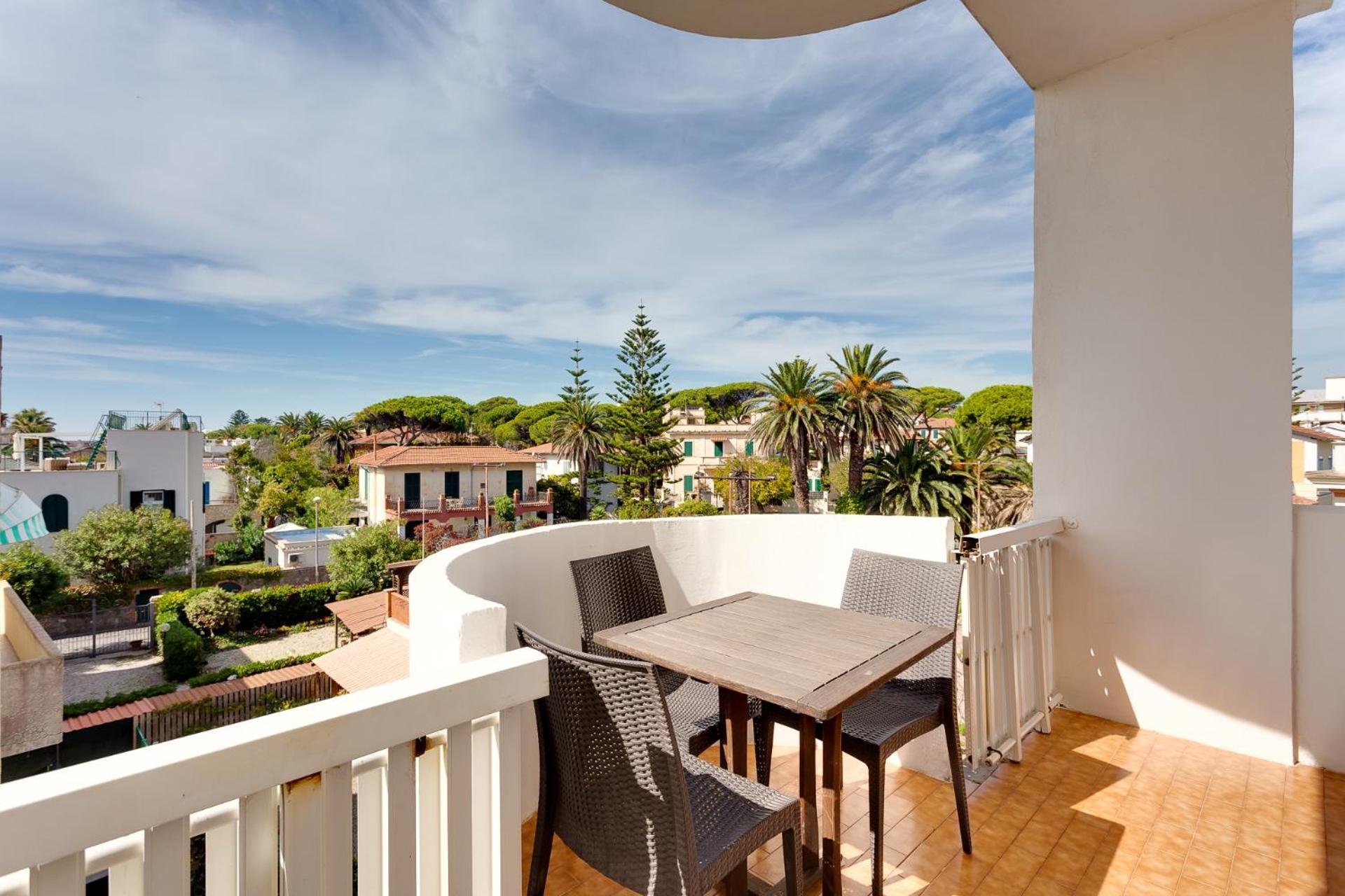 Hotel Cavalluccio Marino Santa Marinella Ruang foto