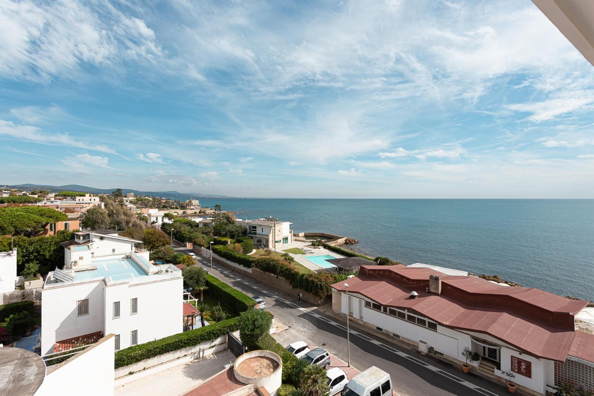 Hotel Cavalluccio Marino Santa Marinella Ruang foto